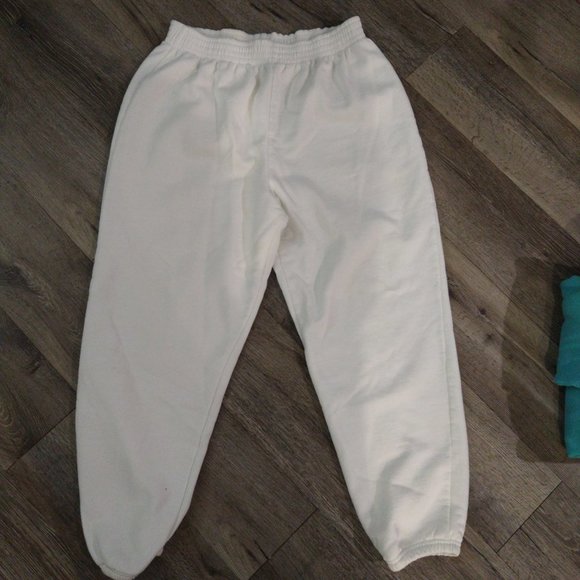 BUNDLE: VINTAGE: Two Sweatshirts, One Sweatpant - Picture 3 of 10